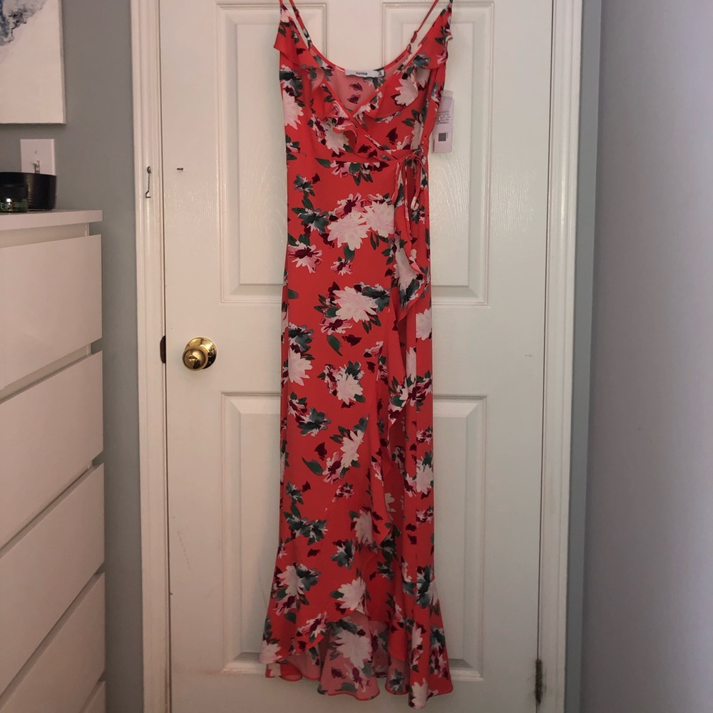NWT JustFab floral wrap dress